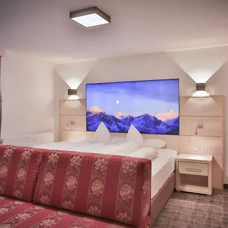 住宿加早餐酒店 Glanzer Homes Hochsoelden 3*