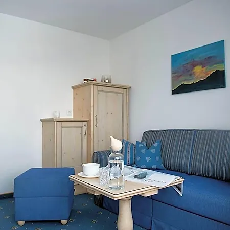 Glanzer Homes Hochsoelden Couette-café