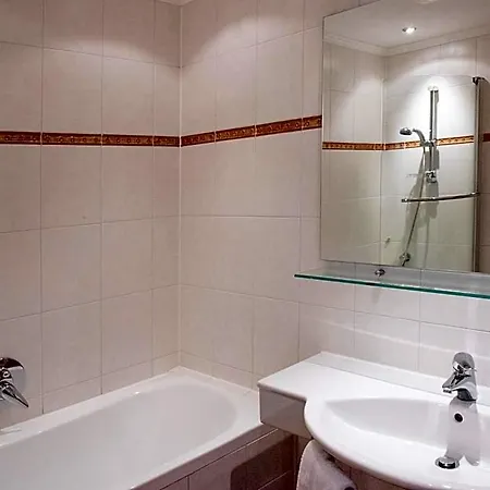 Glanzer Homes Hochsoelden Couette-café 3*