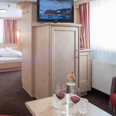 Glanzer Homes Hochsoelden 3*