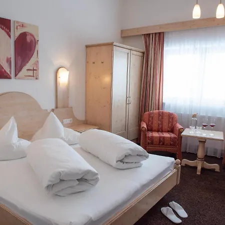 Glanzer Homes Hochsoelden Couette-café Sölden
