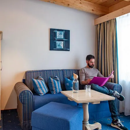 Frühstückspension Glanzer Homes Hochsölden Sölden