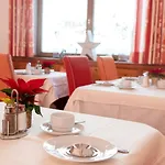 Glanzer Homes Hochsoelden Готель типу 