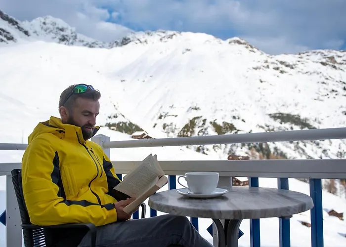 Glanzer Homes Hochsoelden Couette-café